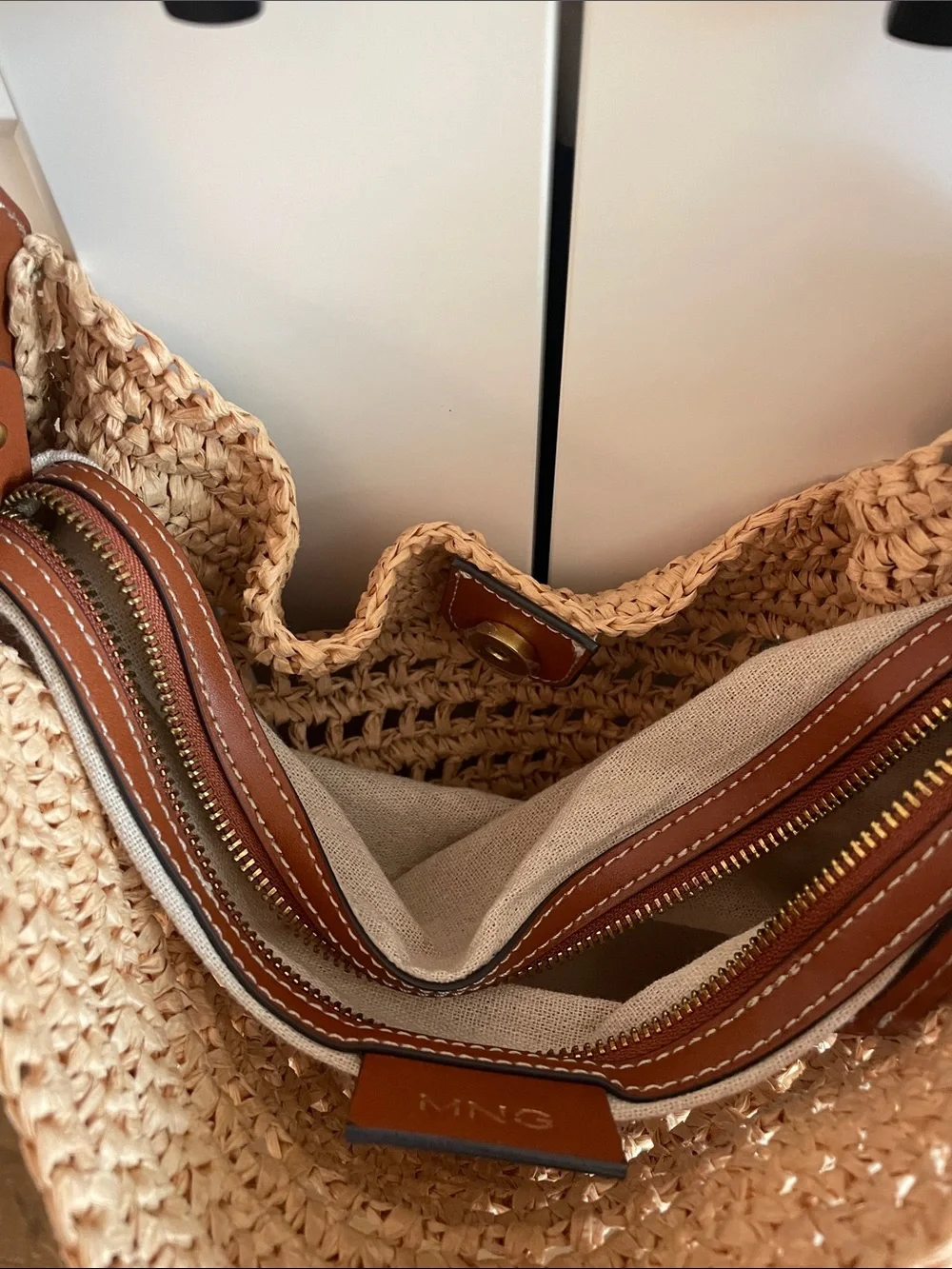 Mango Woven Straw Hobo Bag with Brown Leather Trim CB CB - Picture 4 of 14